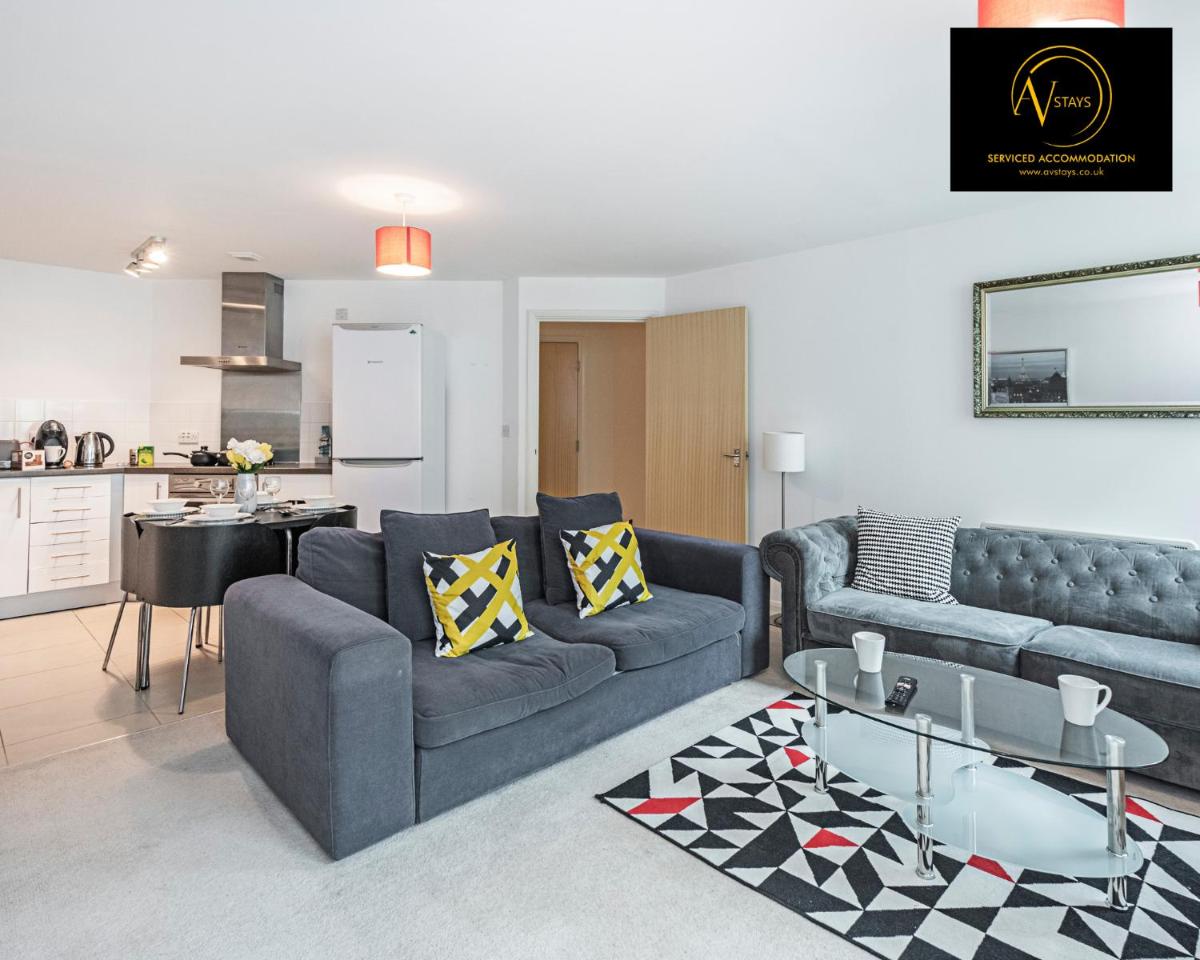 2 Bedroom Apartment by AV Stays Short Lets & Serviced Accommodation