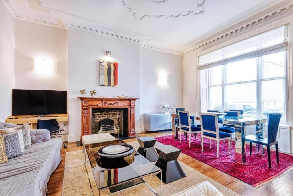 2 Bedroom luxury flat in South Kensington