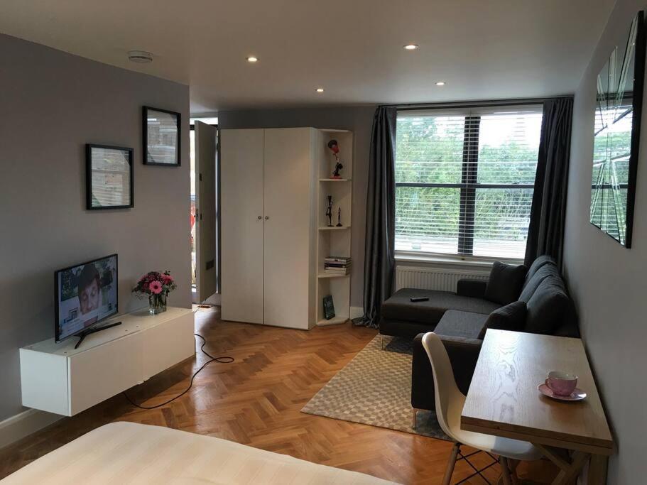 Amazing apartment central London near tube station