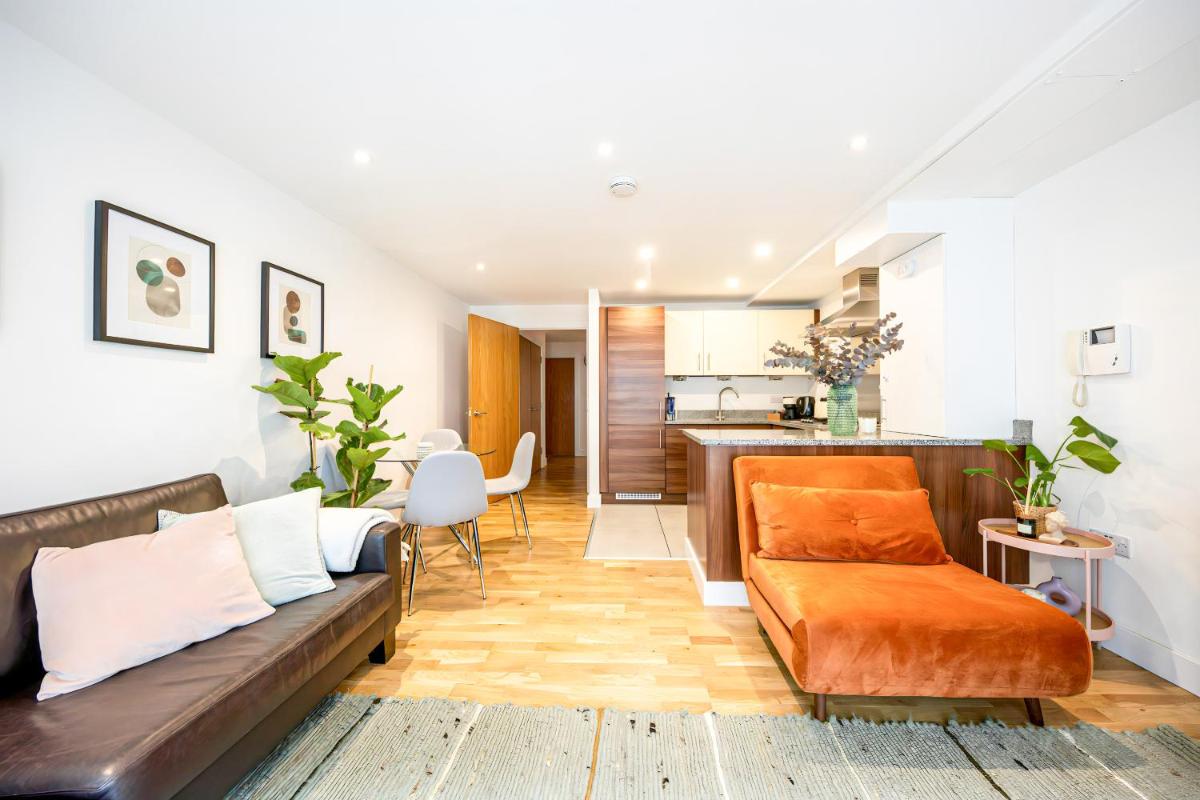 Apartment by Spitalfields & Liverpool Street Station