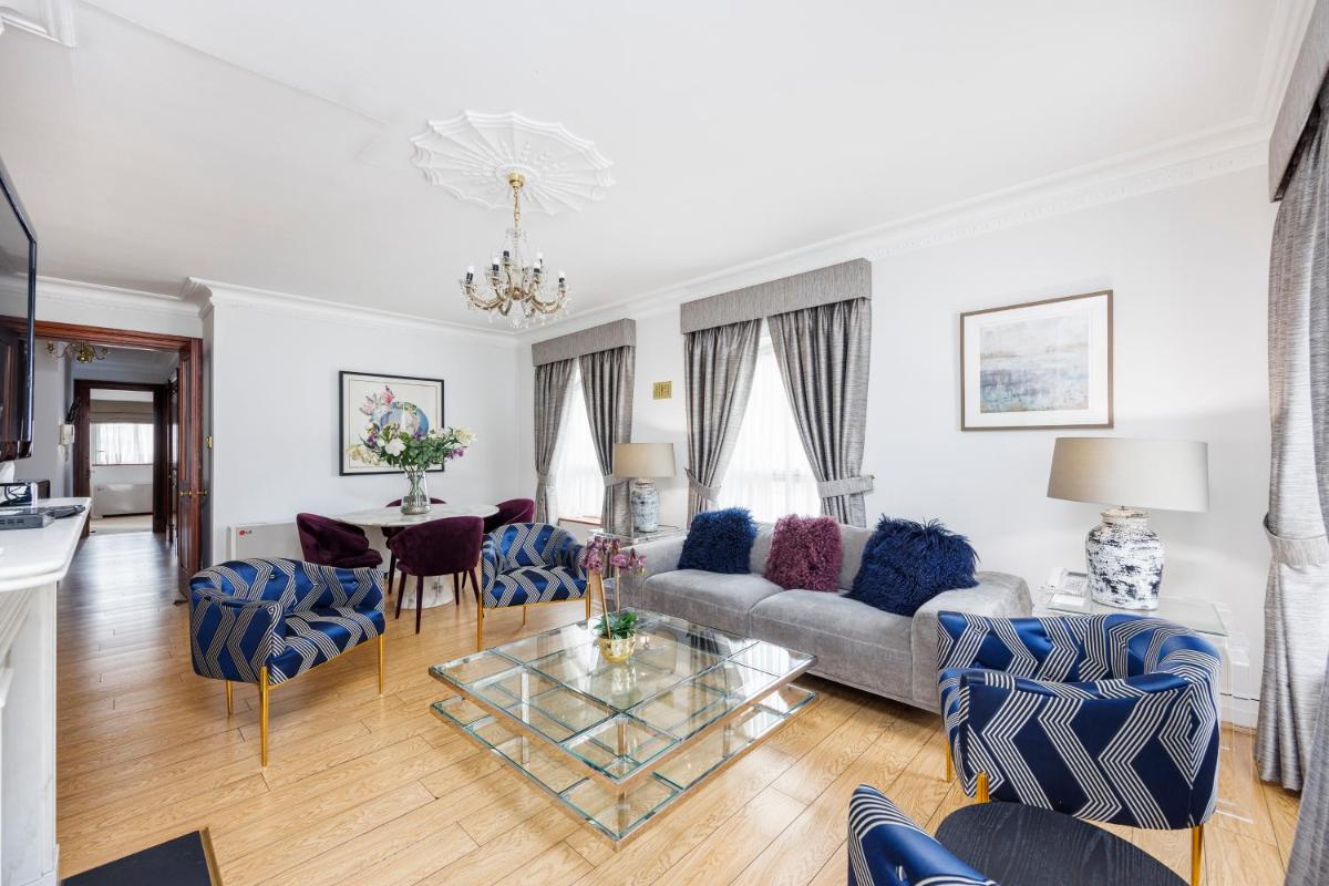 CARLTON COURT – MAYFAIR