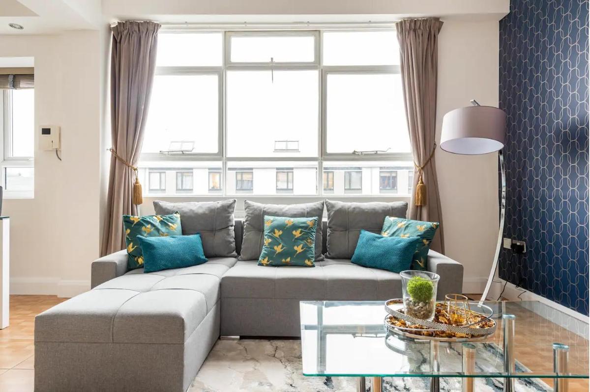 Central Located Apartment in City of London – Farringdon Station