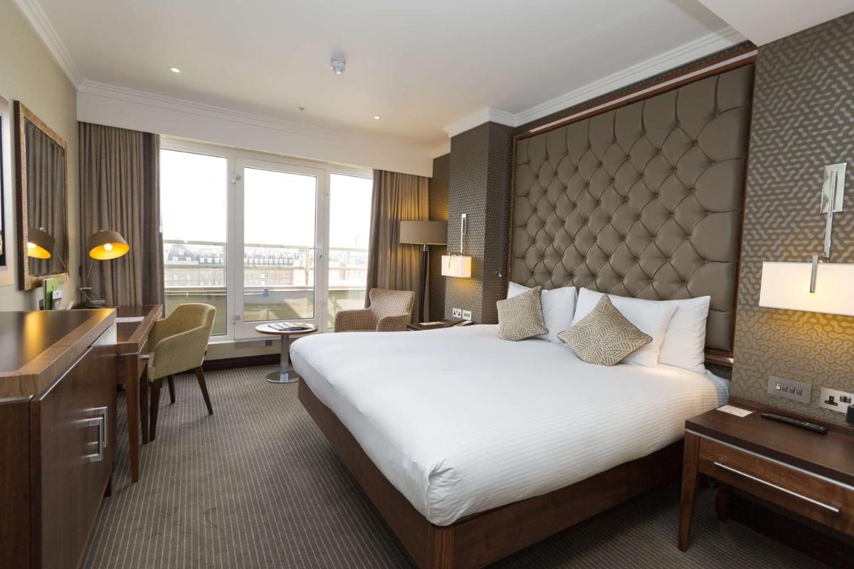 DoubleTree by Hilton London Victoria