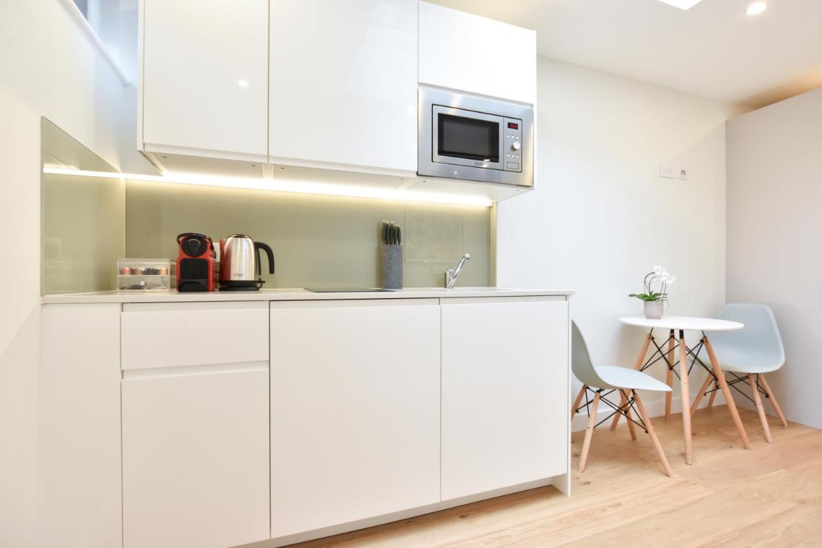 Earls Court East Serviced Apartments by StayPrime