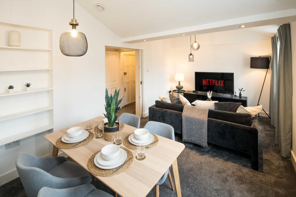 Elegant 3BR, 2BA Flat in Marylebone – Ideal Location Near Station & Attractions