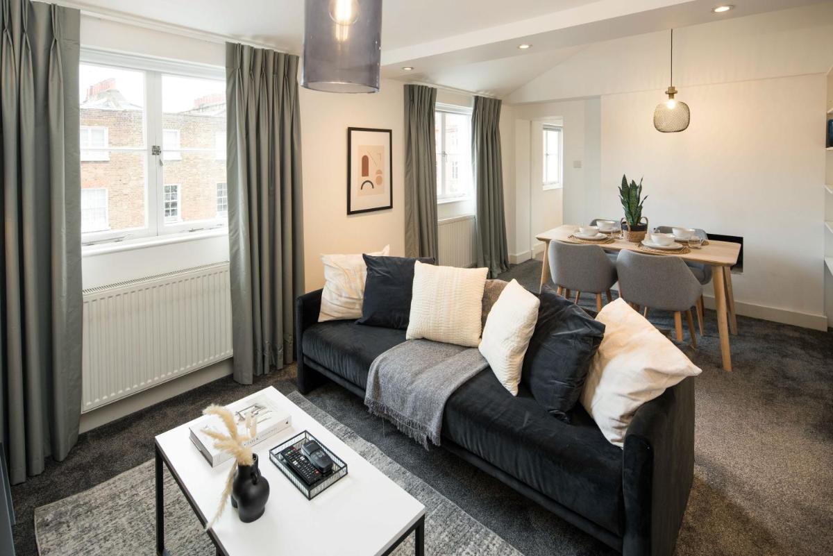 Elegant 3BR, 2BA Flat in Marylebone – Ideal Location Near Station & Attractions