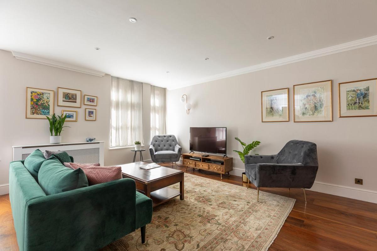 JOIVY Beautiful 2 bed apt in the heart of Mayfair, close to Tube