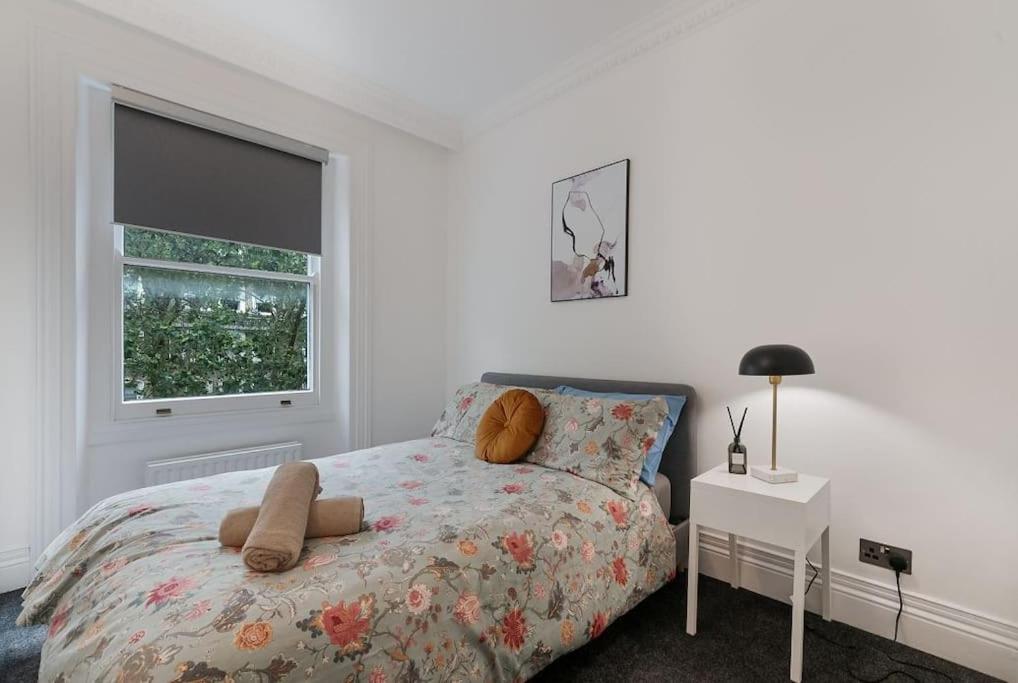 Knightsbridge Two Bed Apartment