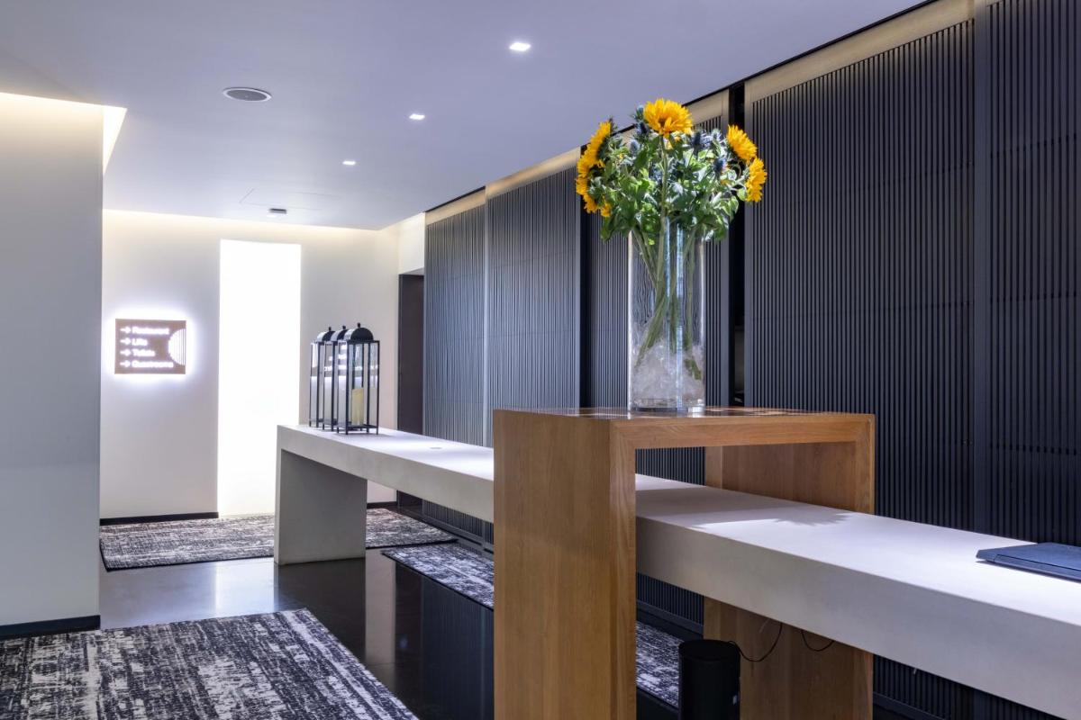 La Suite West – Hyde Park