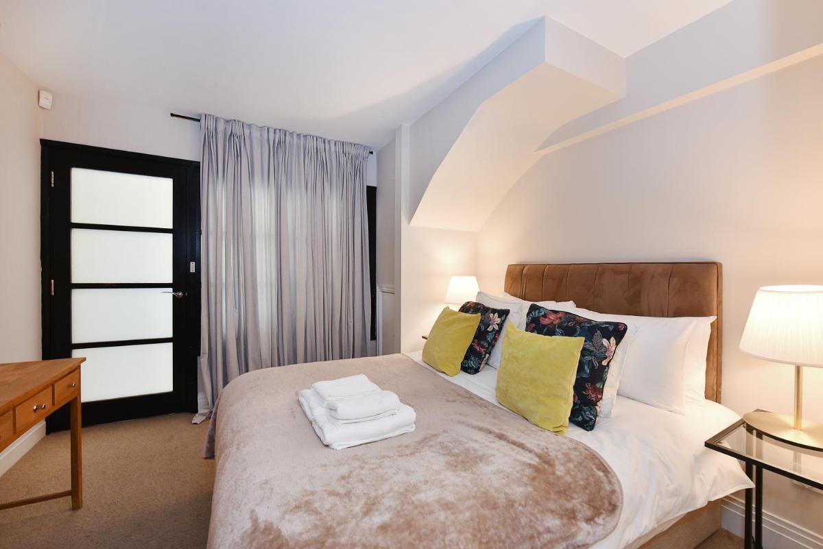 London Choice Apartments – South Kensington – Mews House II