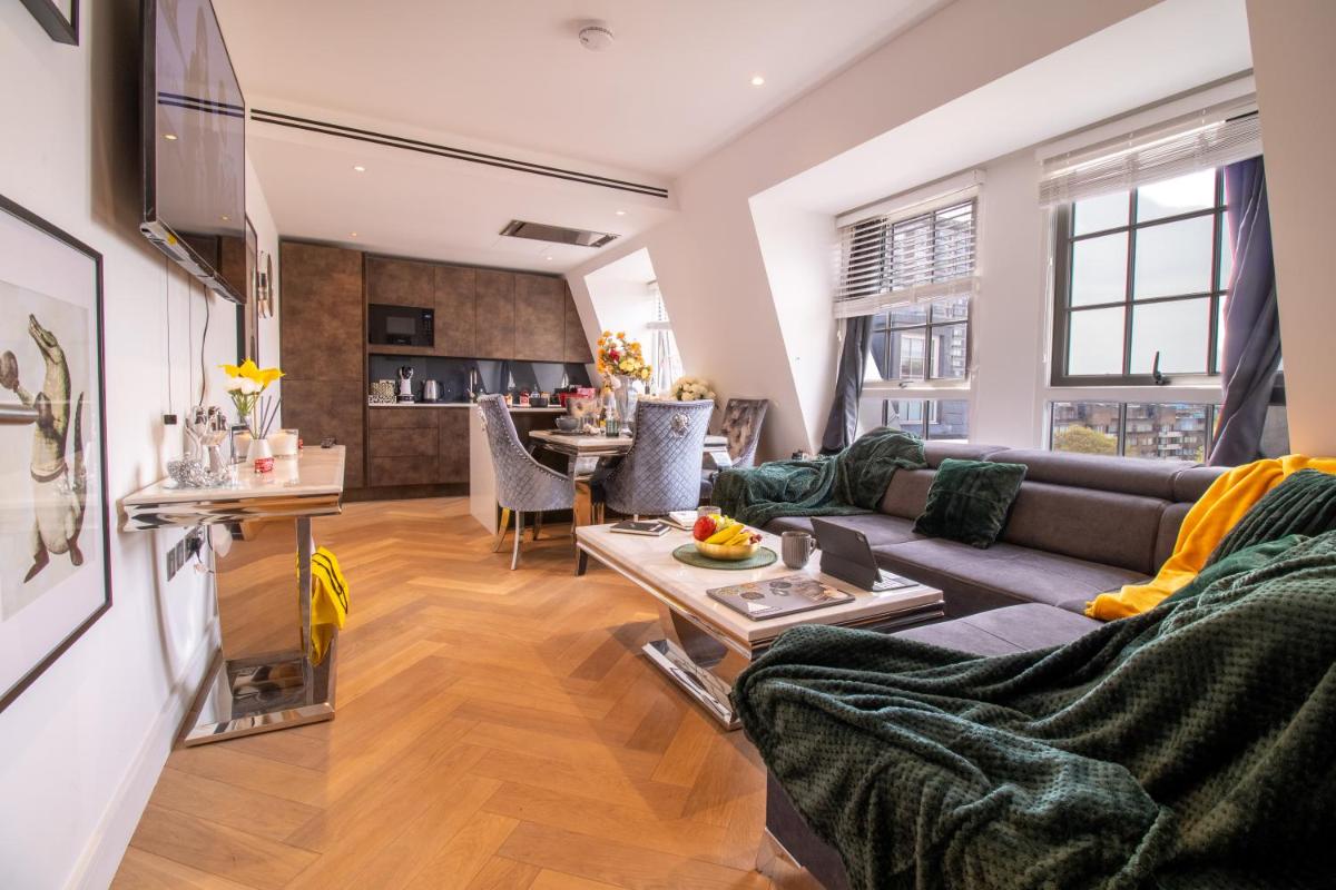 Luxurious 1-Bedroom Penthouse in Marble Arch 71