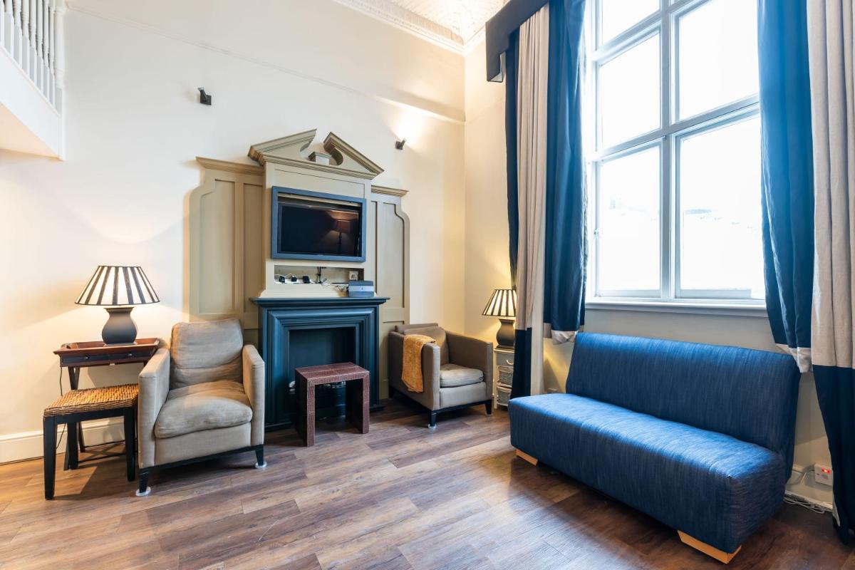 Luxury One Bedroom Mezzanine in Paddington