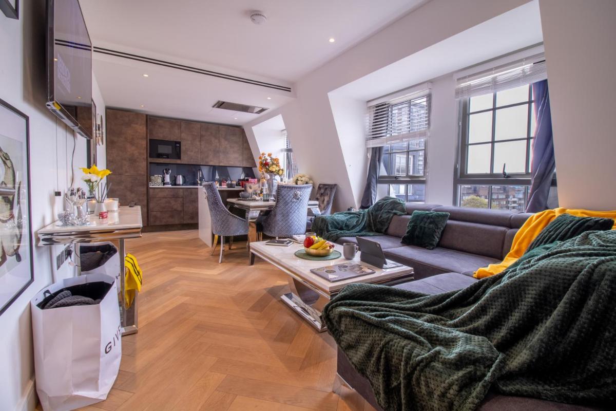 Marble Arch Penthouses with Skyline Views