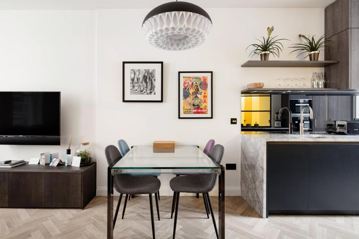 Modern Apartment & Rooms at Charing Cross