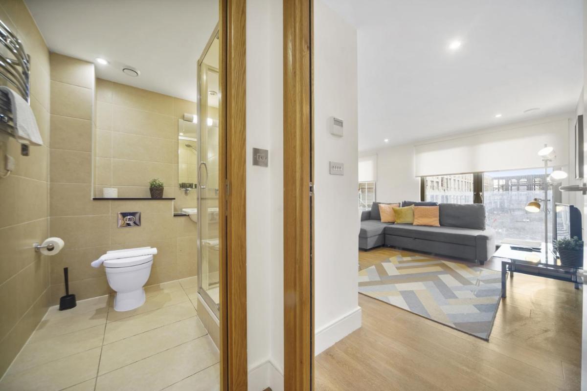 Modern Apartments in Bayswater Central London FREE WIFI & AIRCON by City Stay Aparts London