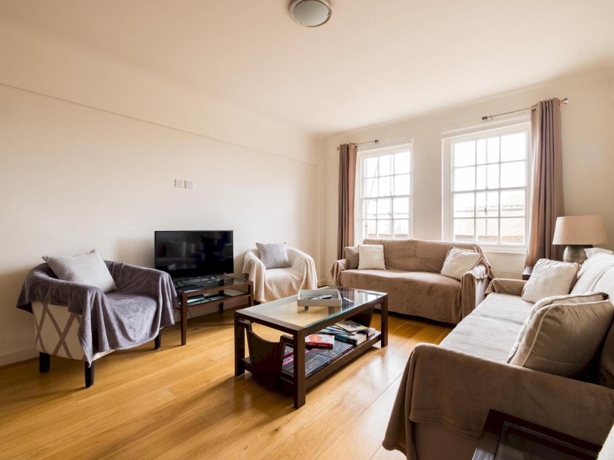 Pass the Keys Spacious 2 bed flat by South Kensington Station