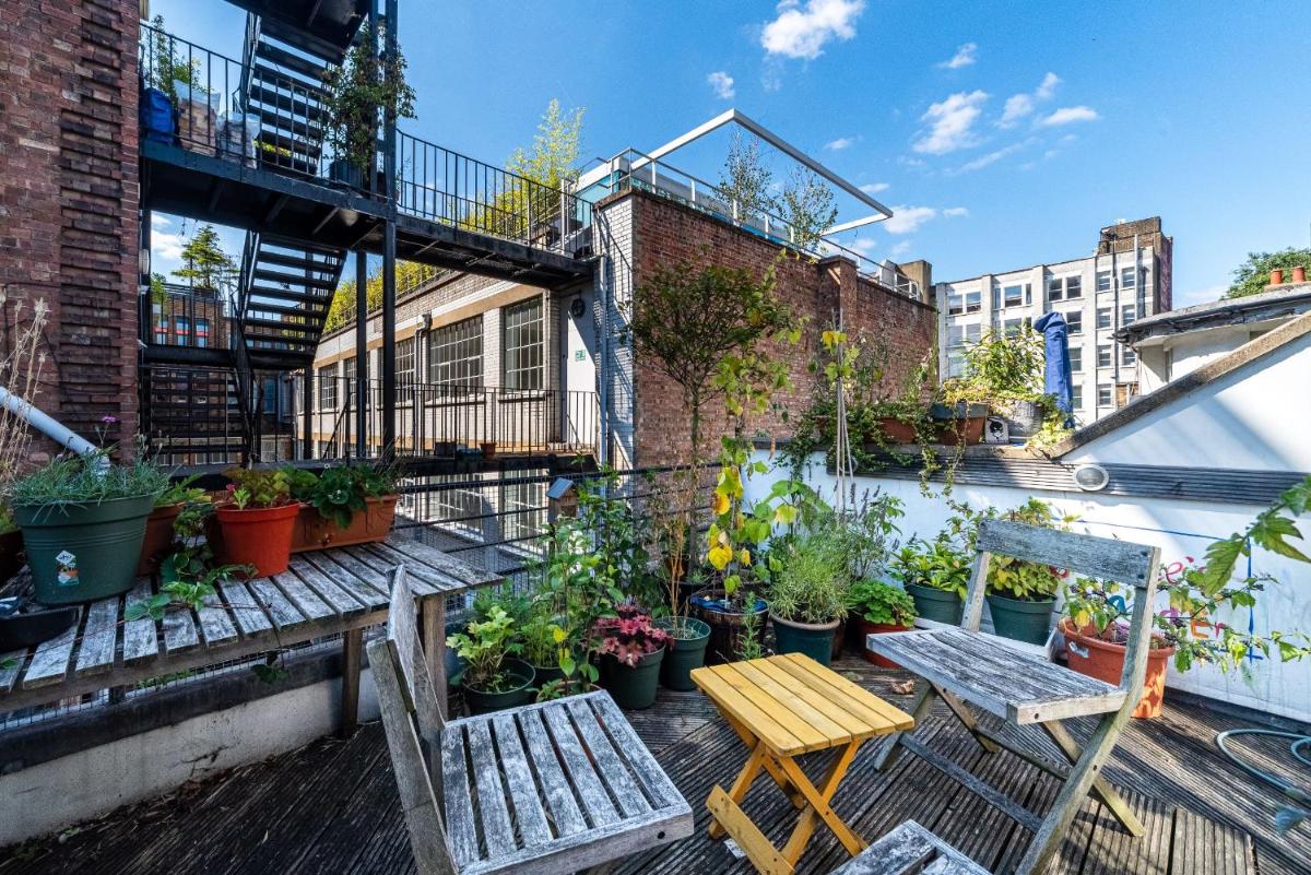 Pass the Keys – Trendy flat with private terrace in Central East London