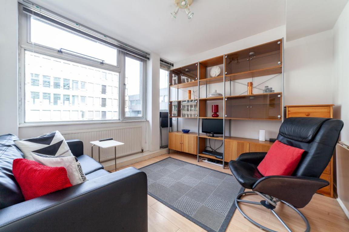 Shiny 1BR Flat in Fitzrovia, 2 min to Tube