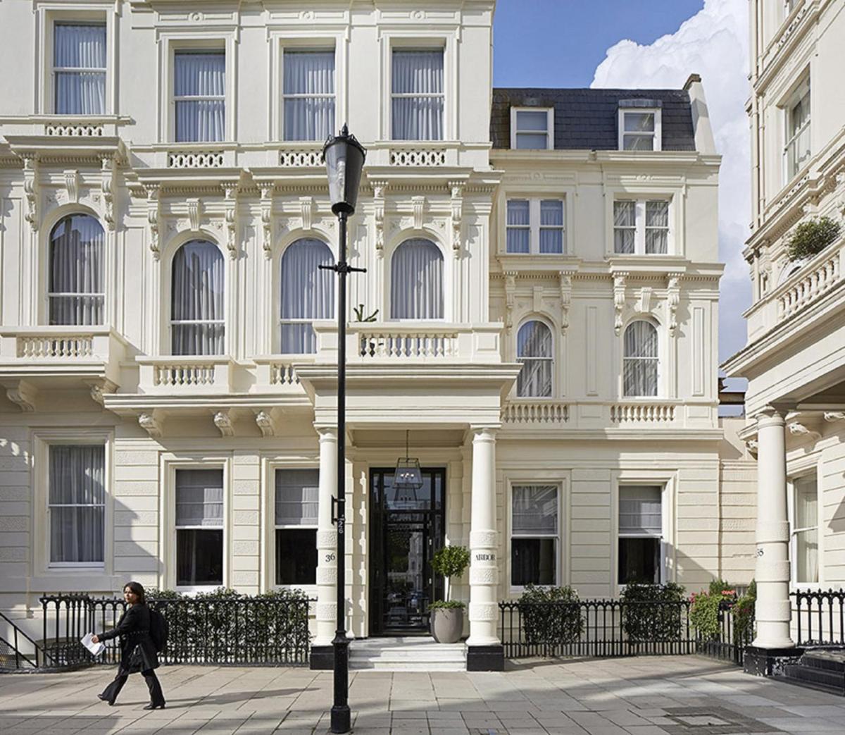 Signature Townhouse London Hyde Park