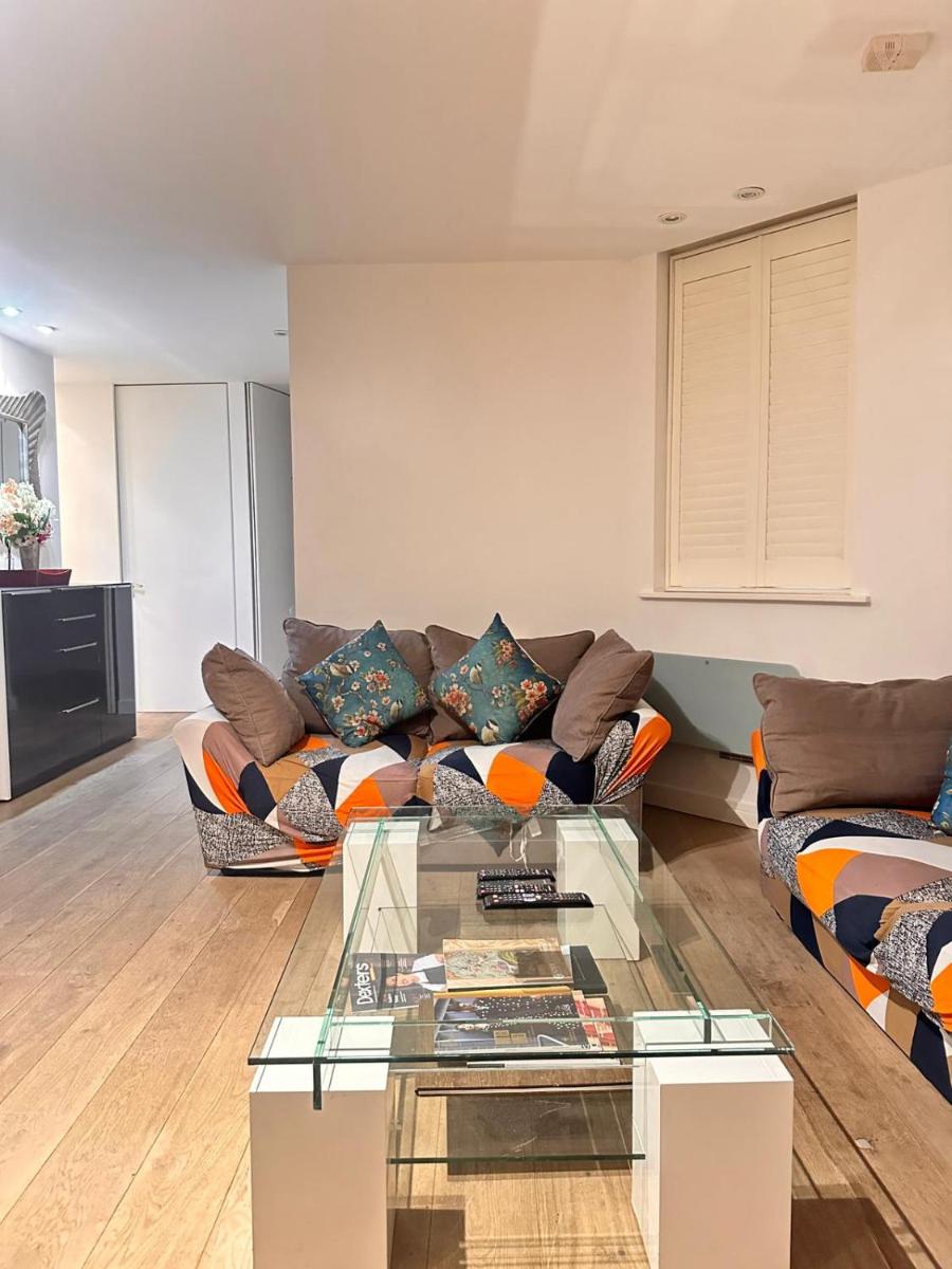 Spacious Central London flat – 2BHK