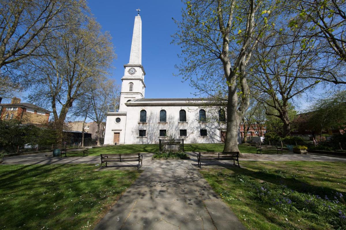 St. Lukes View, Shoreditch, by the Design Traveller