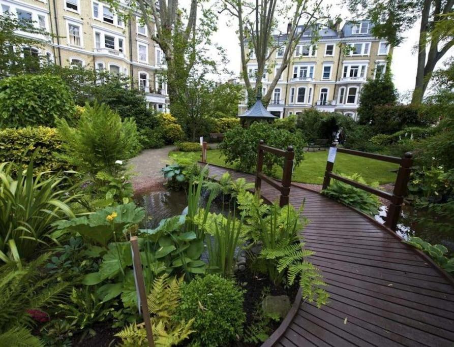 Stunning 2 bed/2bath flat in heart of Kensington