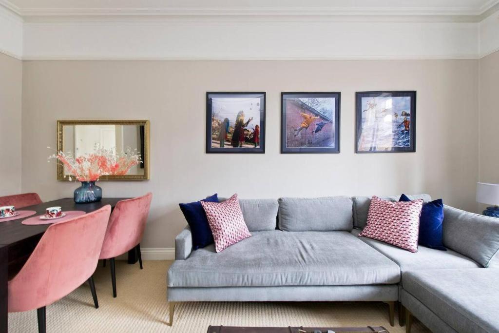 Stylish London Getaway in the Heart of the City