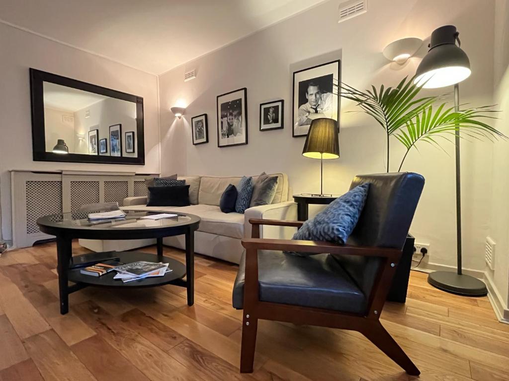 The Bromptons, Luxury South Kensington Apartment