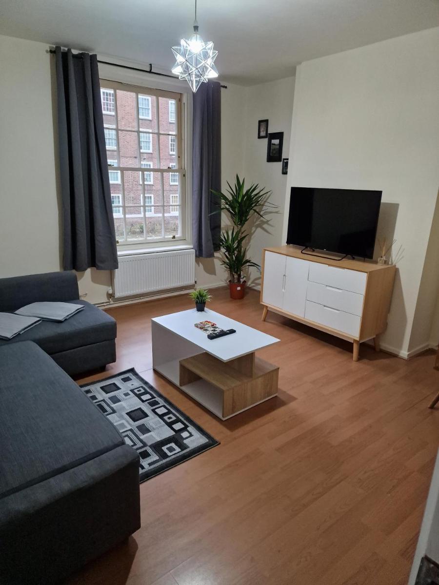 Waterloo – Zone 1 – Spacious one bedroom flat