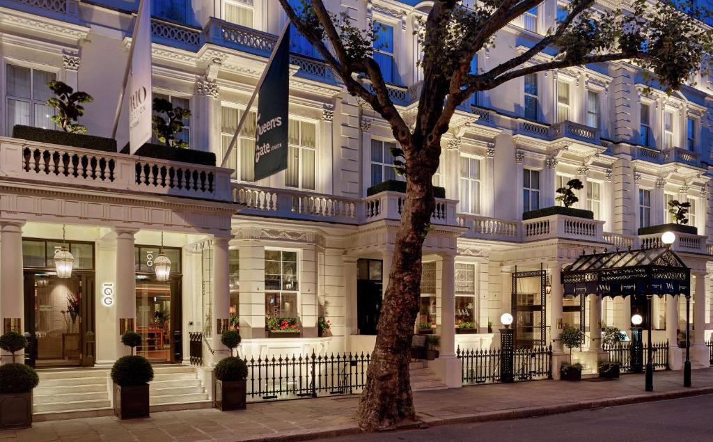 100 Queen’s Gate Hotel London, Curio Collection by Hilton