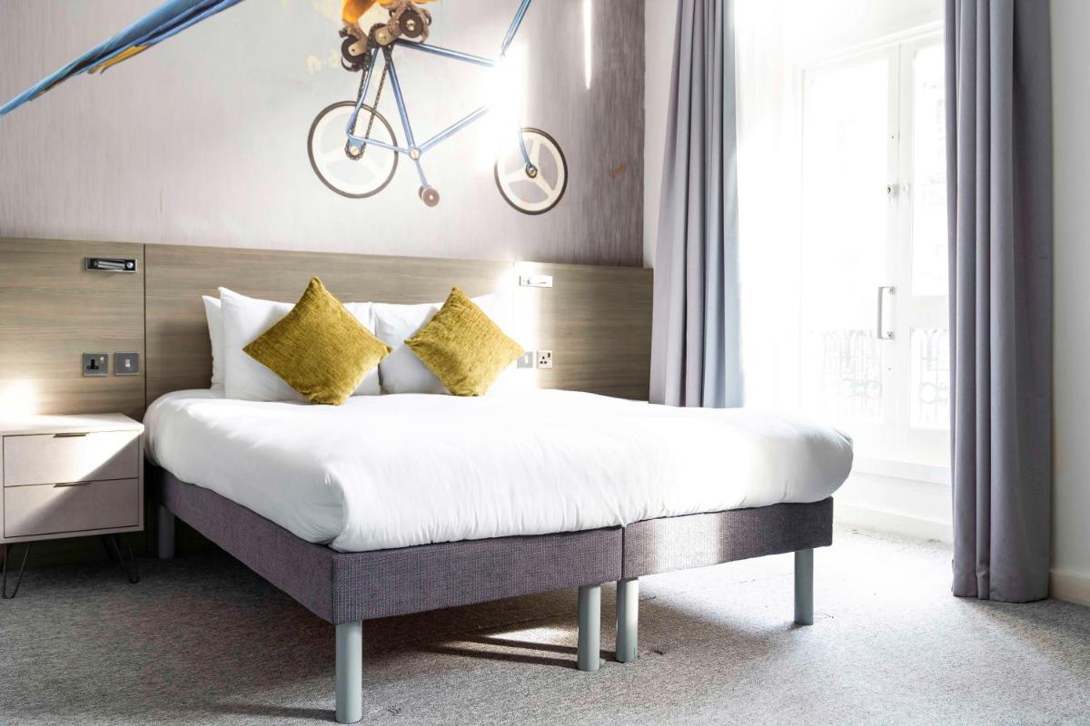 Heeton Concept Hotel – Kensington London