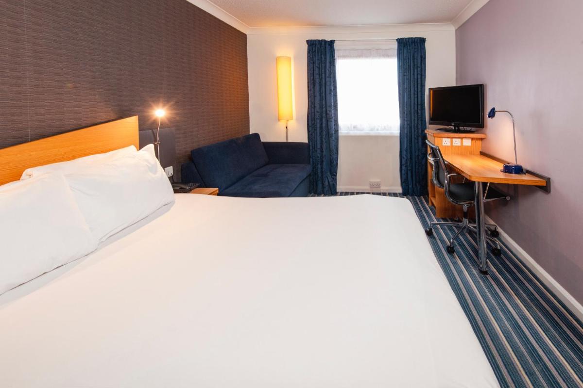 Holiday Inn Express London Chingford, an IHG Hotel