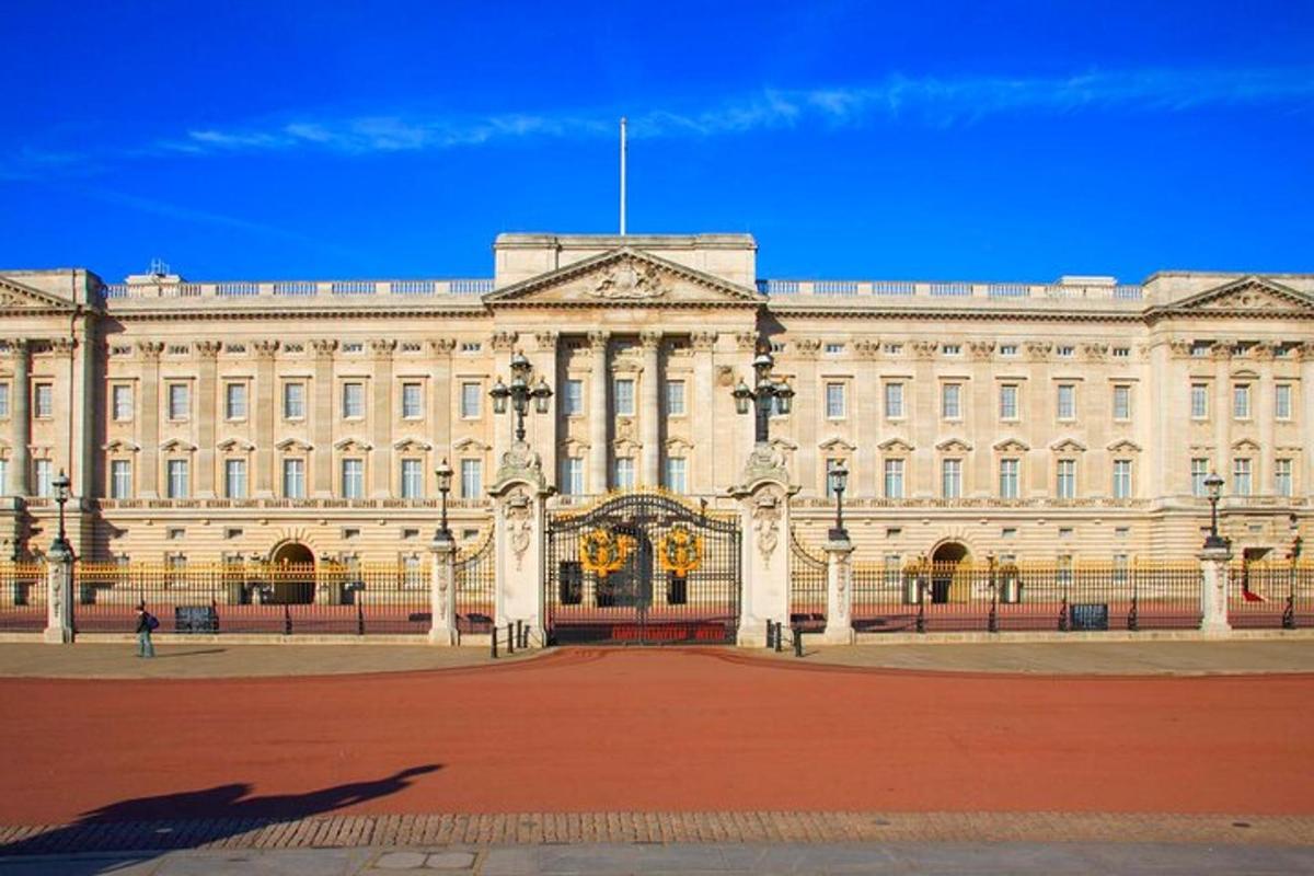 Buckingham Palace & Changing of the Guard Experience