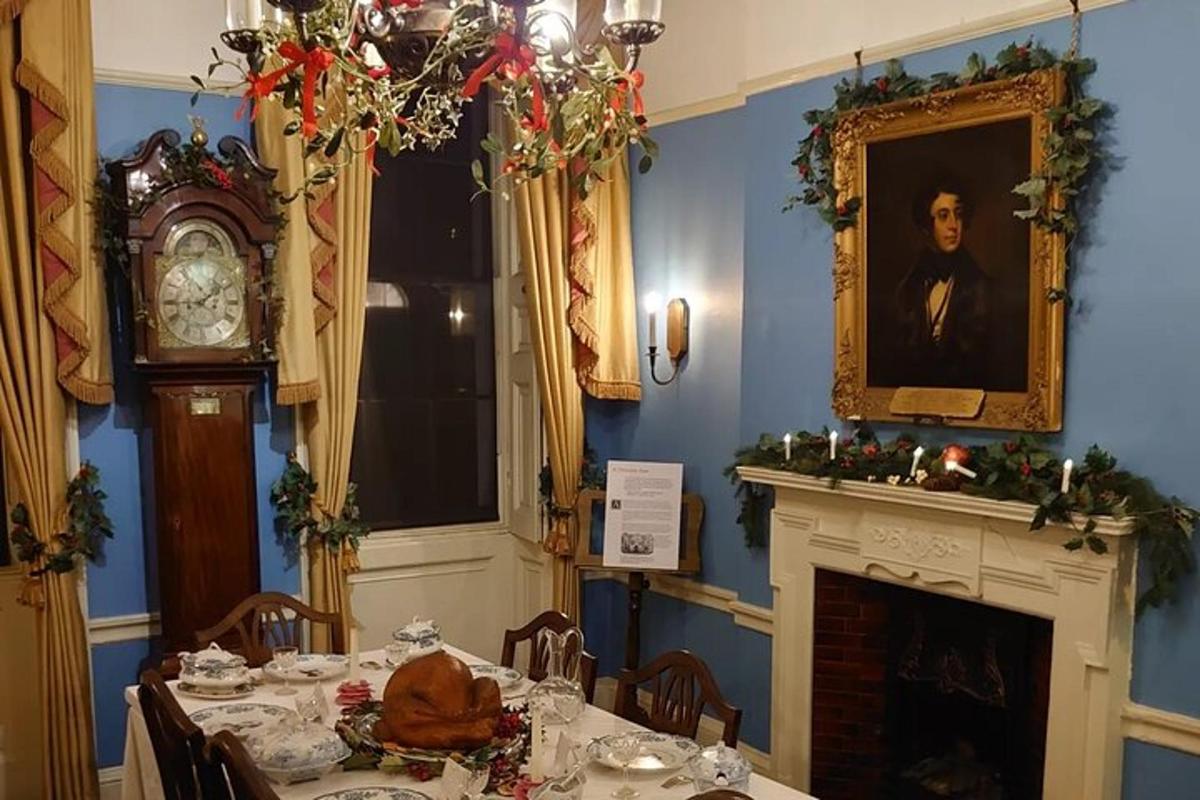 Charles Dickens Old London – A Private Tour