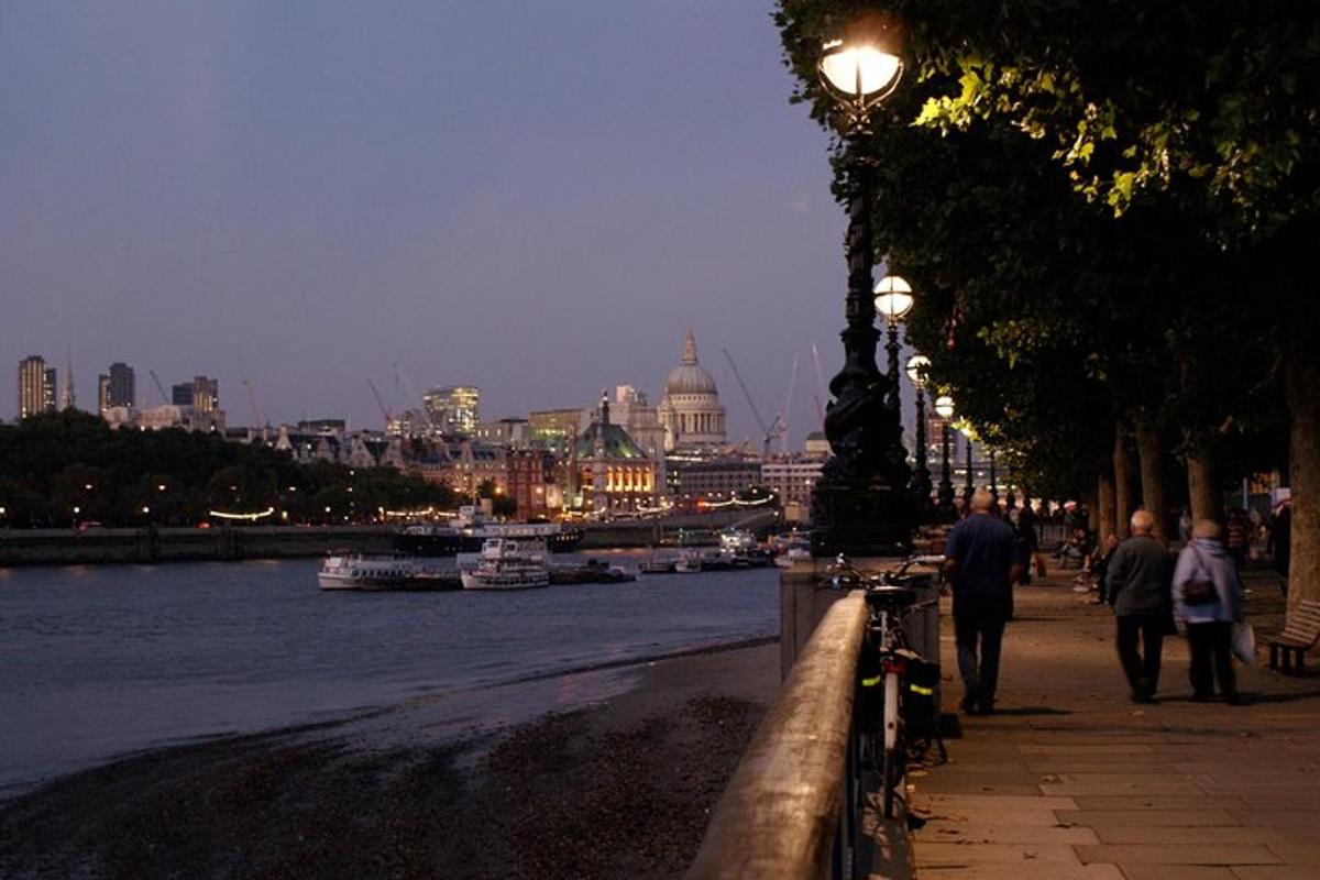 Discover London Along The River