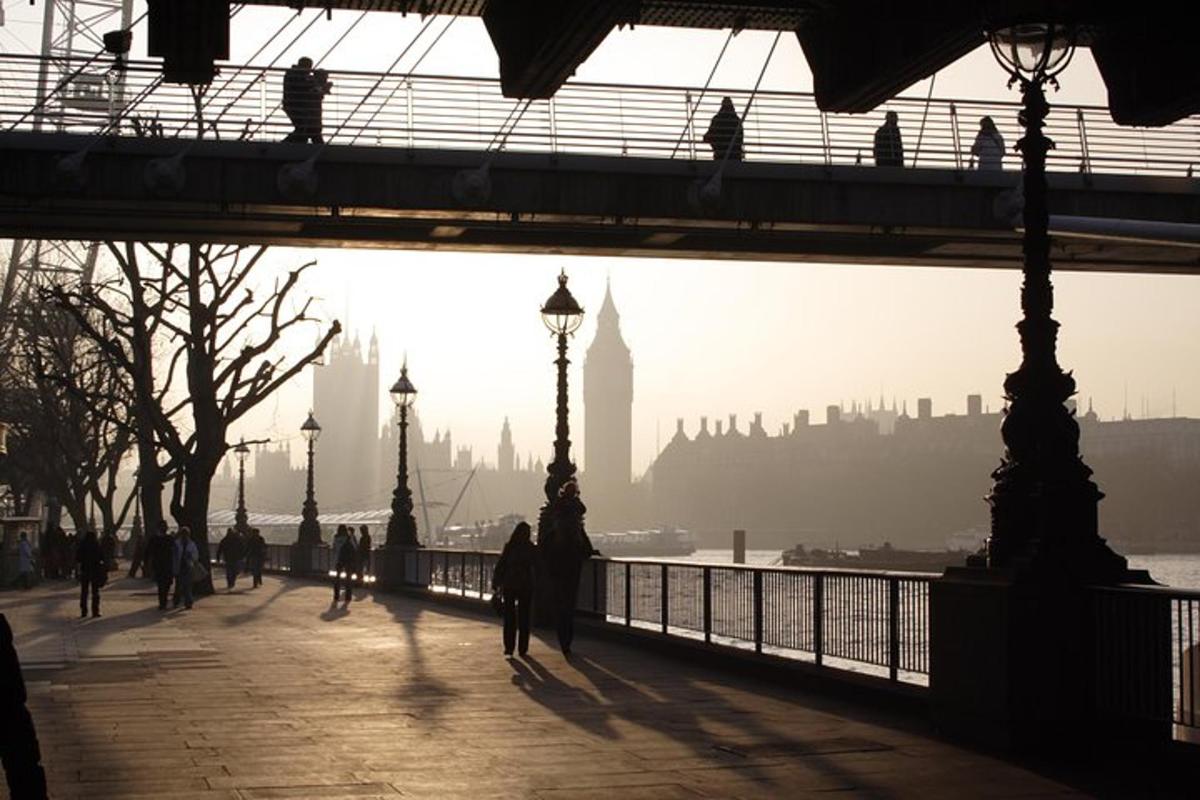 Discover London Along The River