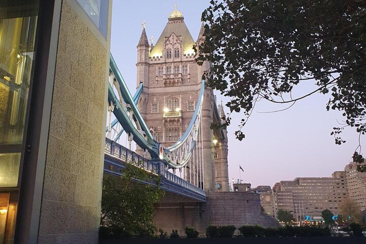 Food & drink walking tour in South East London. Bermondsey – Borough Market.