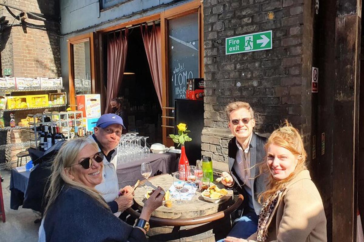 Food & drink walking tour in South East London. Bermondsey – Borough Market.