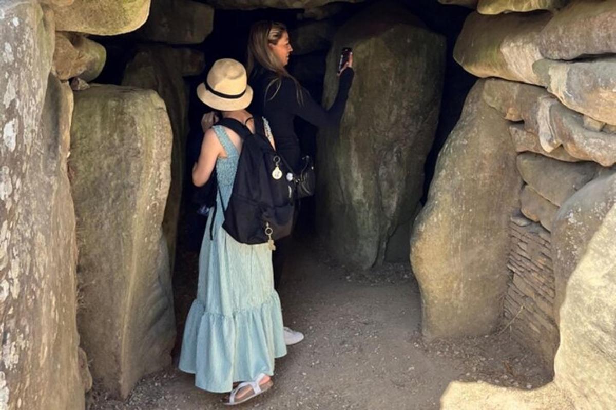 From London: Stonehenge and The Stone Circles of Avebury