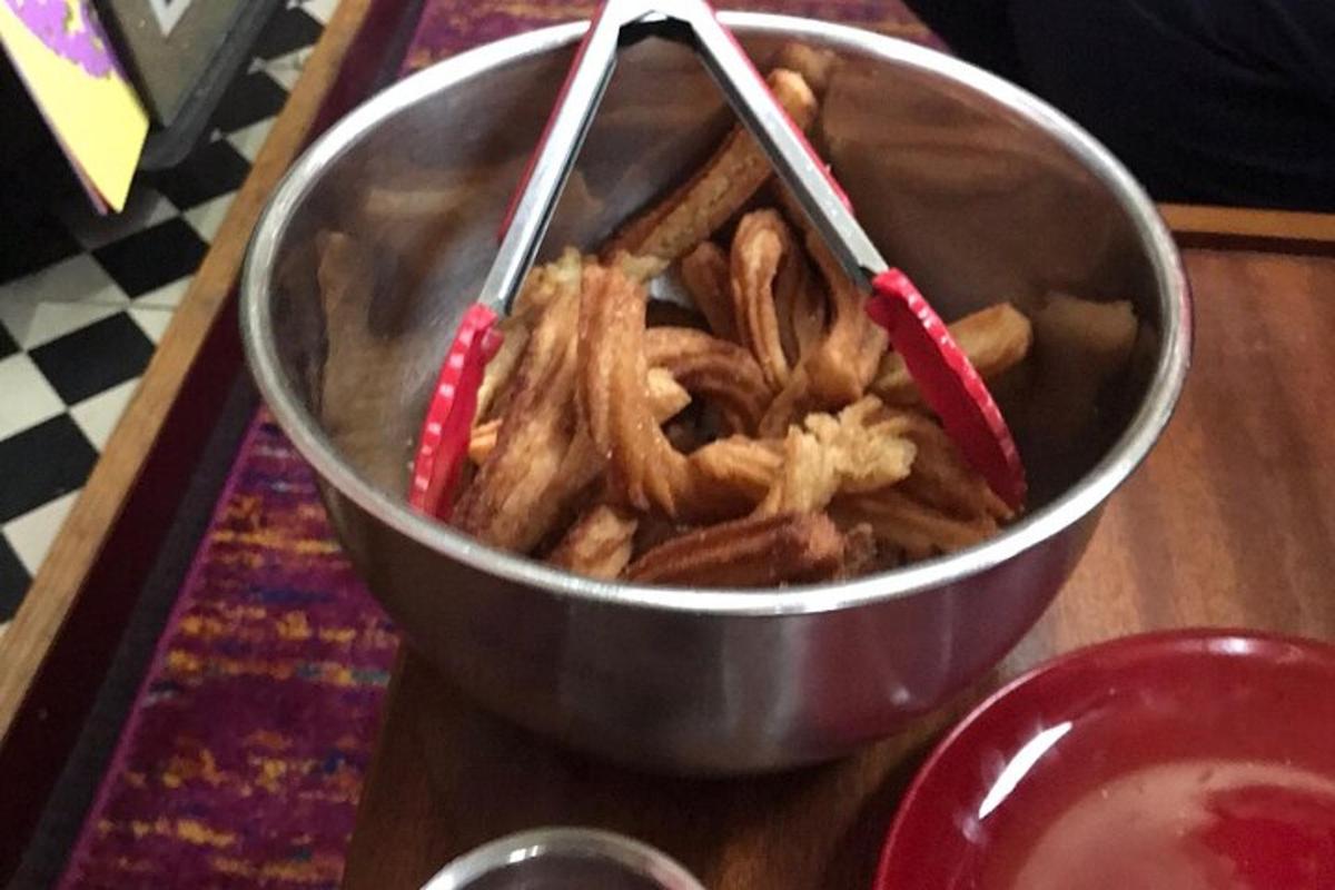 Hands-On Churros & Chocolate Class on a London Houseboat