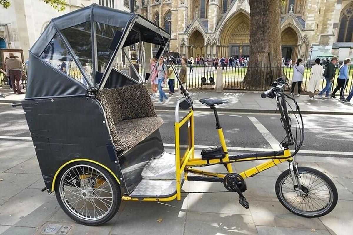 Heart of London Private Guided Rickshaw Journey