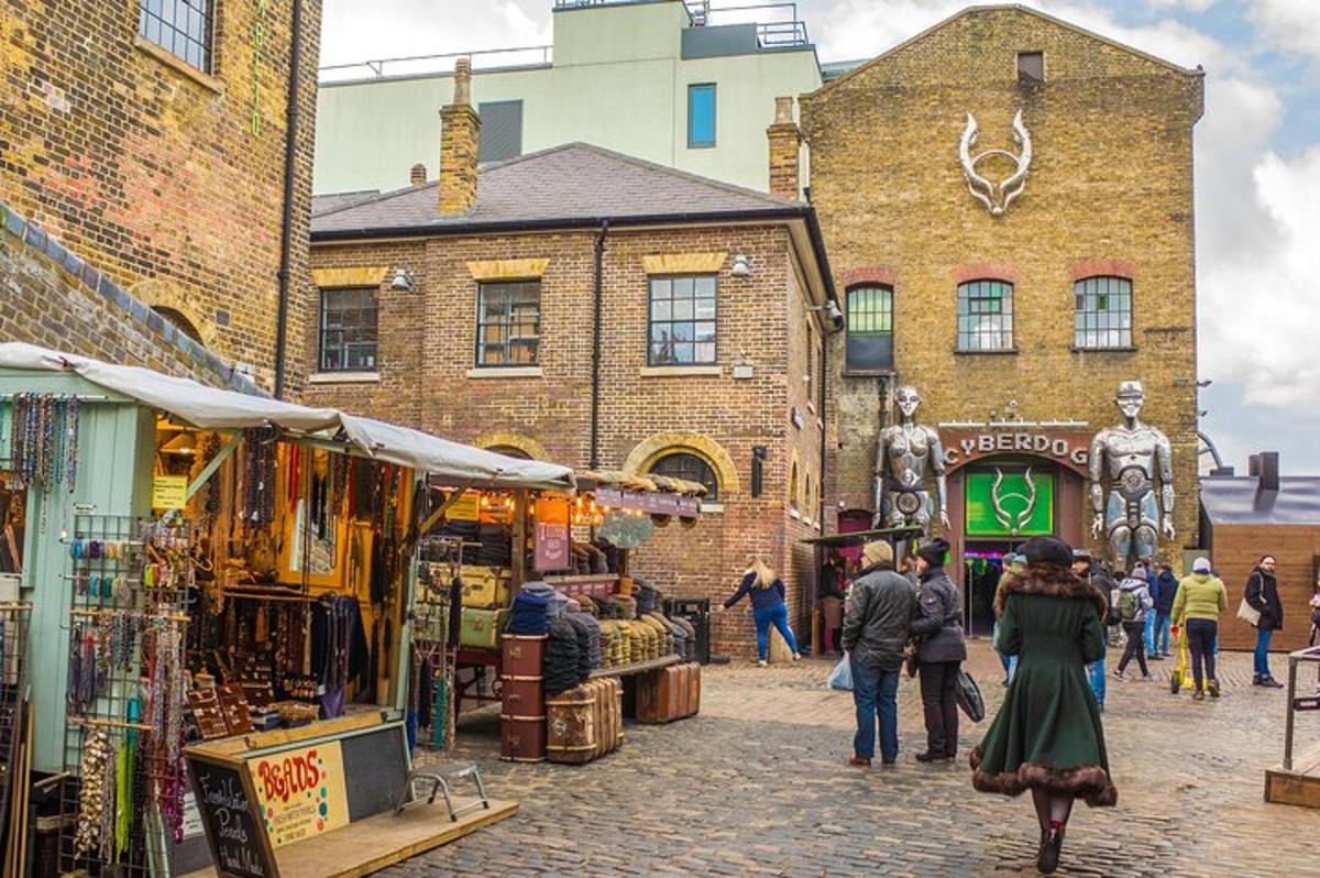 Highlights & Secrets of London Private Tour – Camden Town, Downtown & Markets