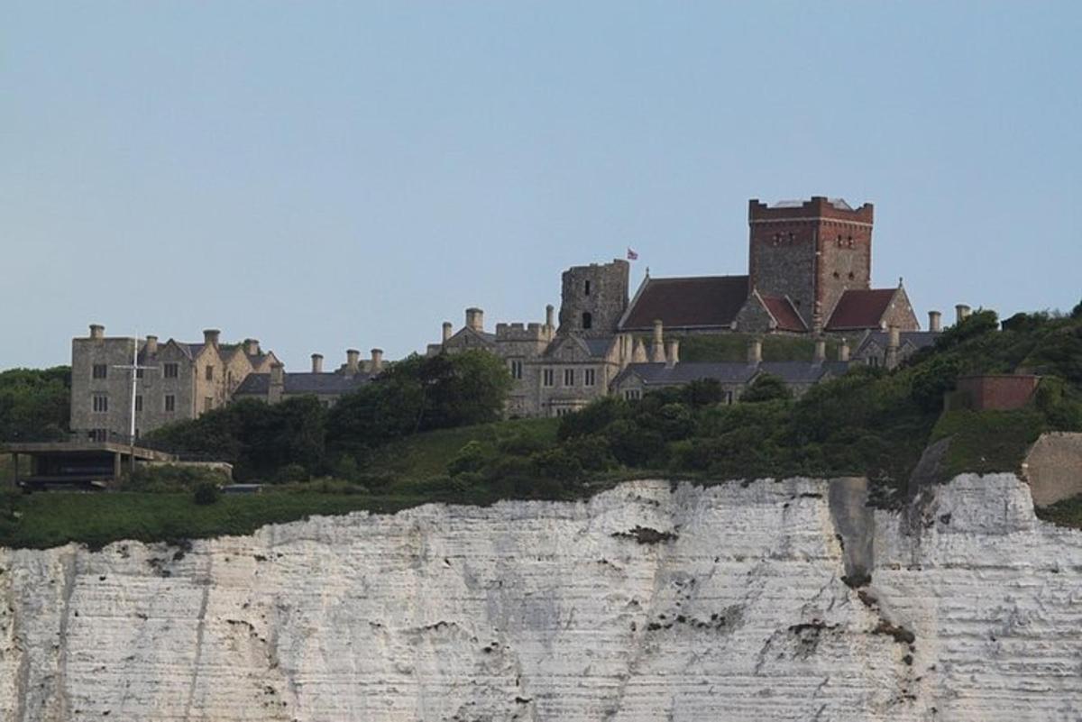 KENT, Garden of England in Executive Luxury Vehicle Private Tour