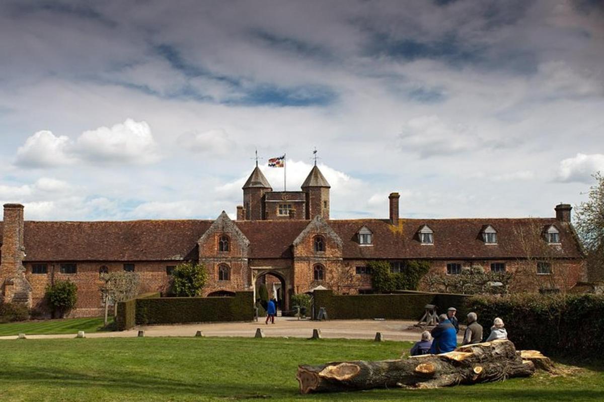 Kent; Garden of England Private Tour including Passes to 4 Sites