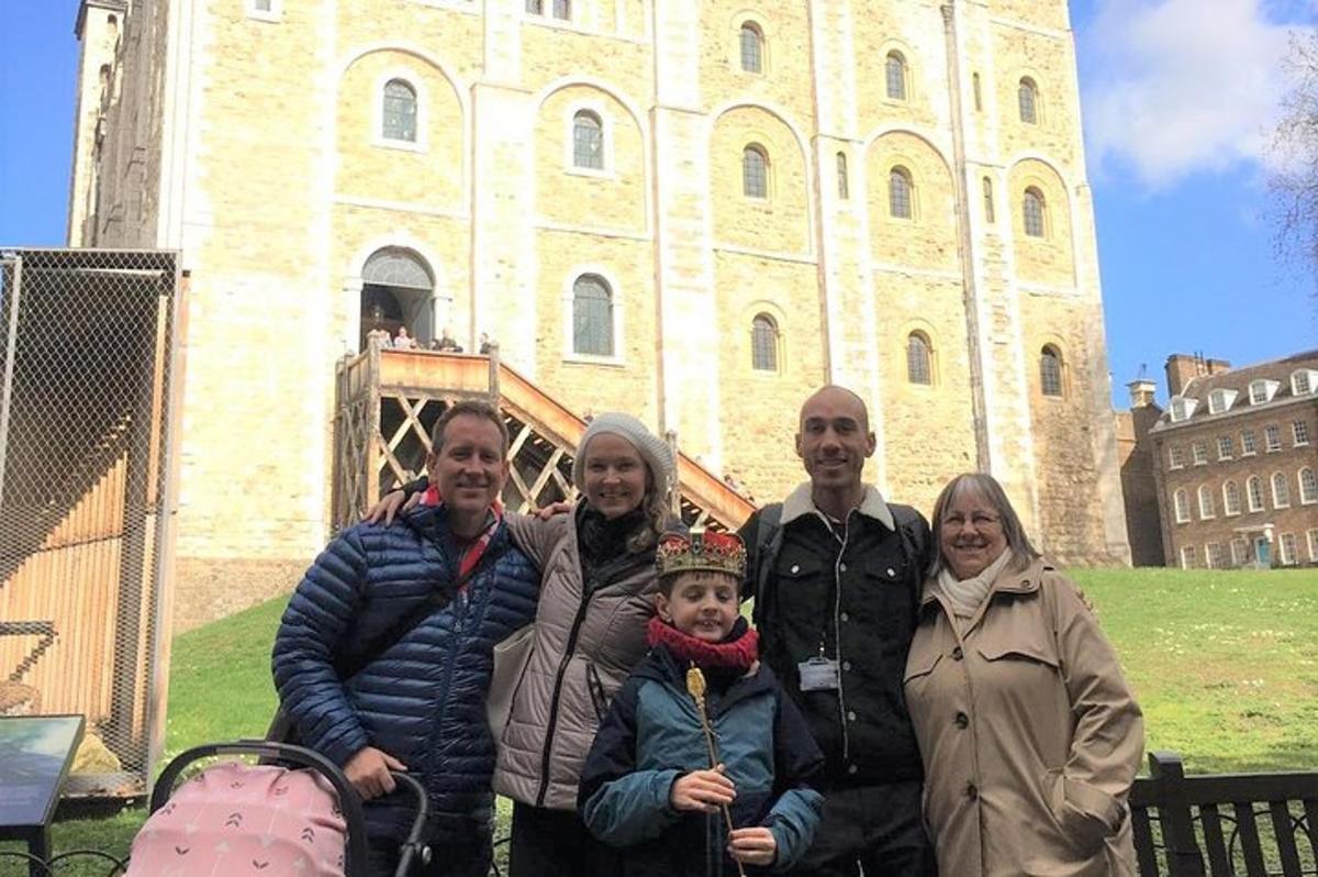 Kid-Friendly Private Tower of London Tour with Blue Badge Guide