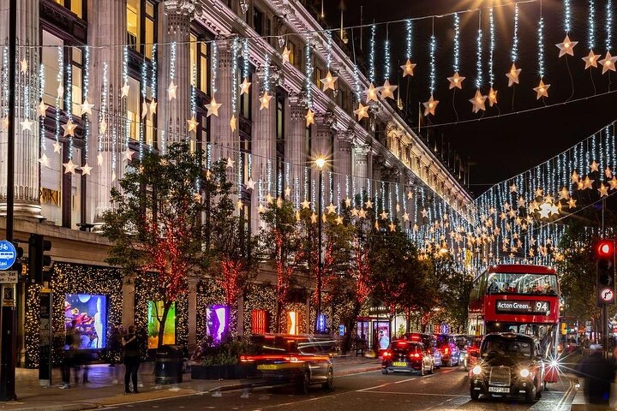 London Christmas Lights Open-Top Bus Tour