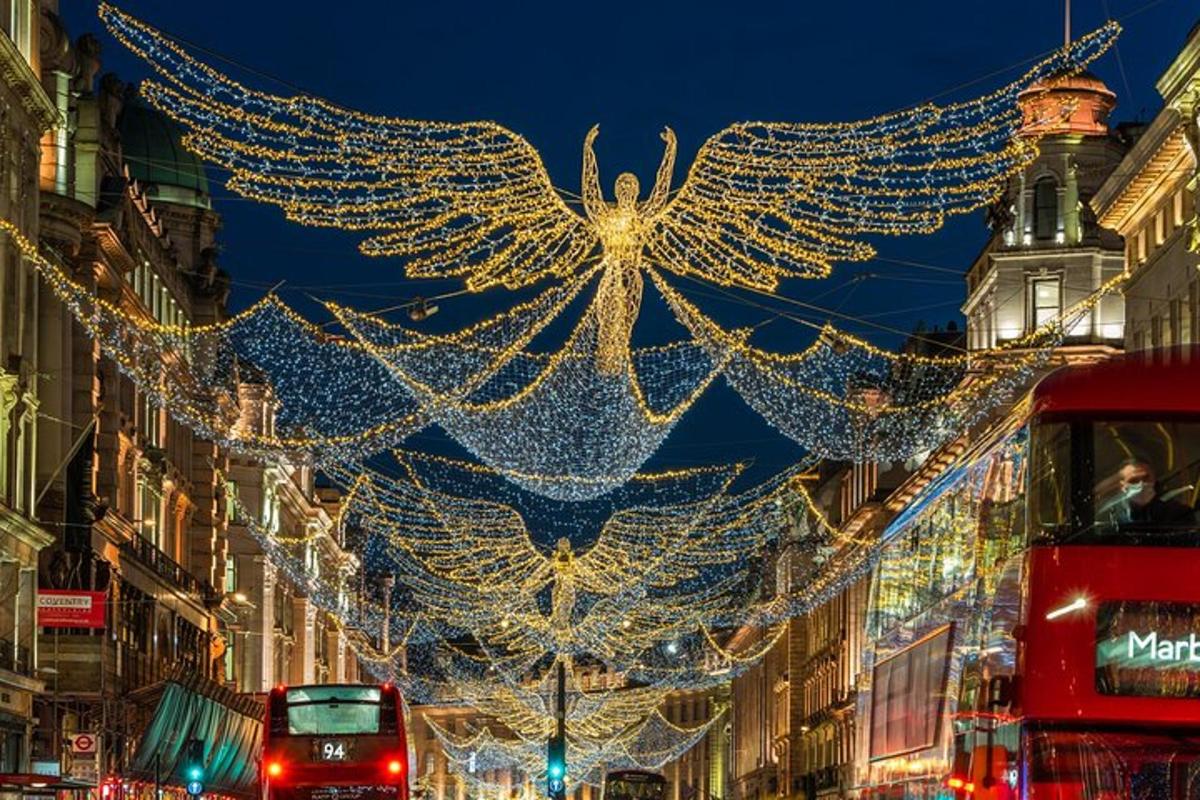 London Christmas Lights Open-Top Bus Tour