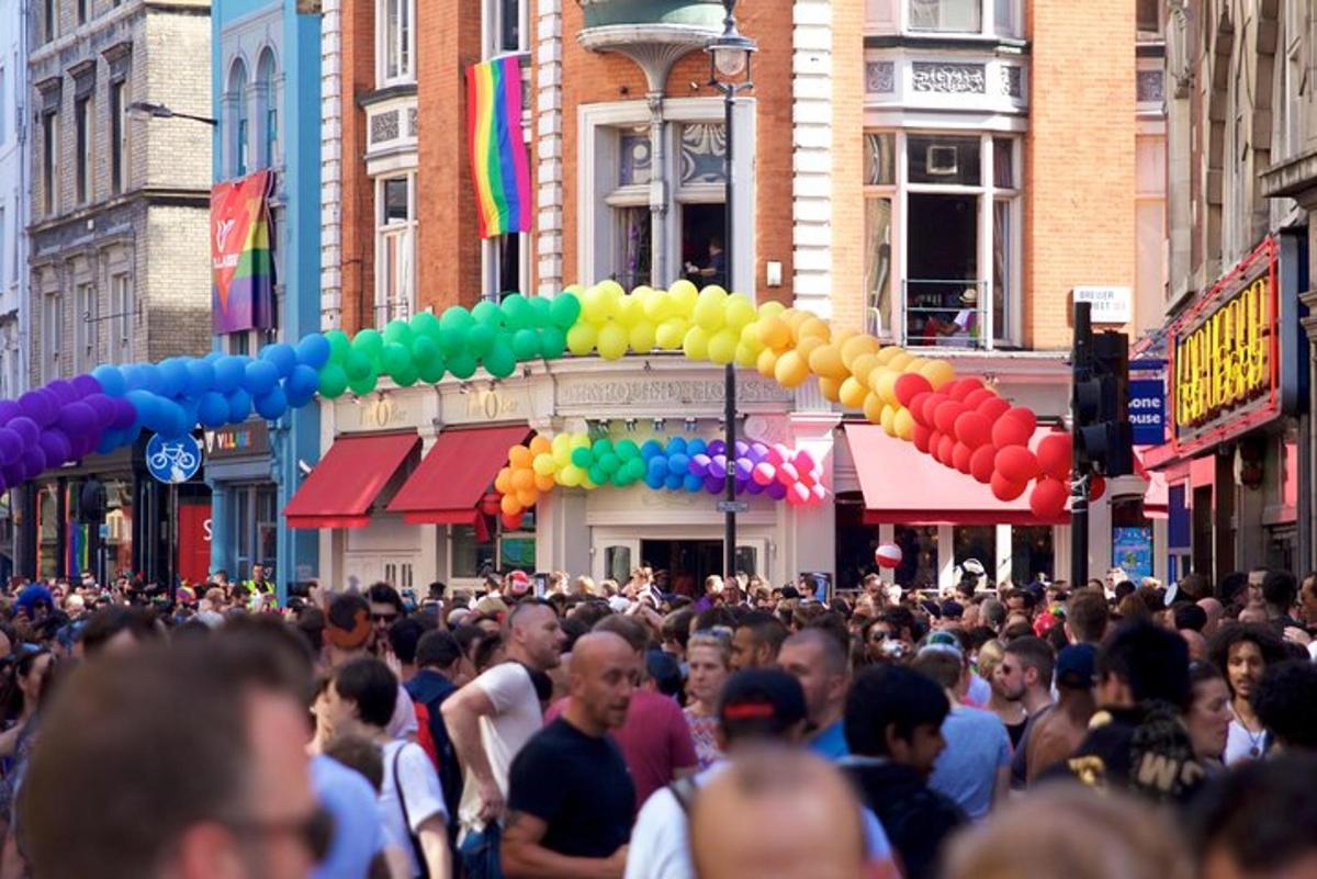 London Gay Tour with a Local, Soho’s LGBTQ+ Nightlife, Private & Custom