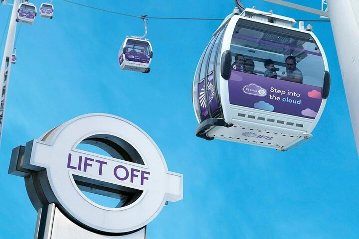 London: IFS Cable Car + Uber Boat Hop-On Hop-Off 1 Day River Pass