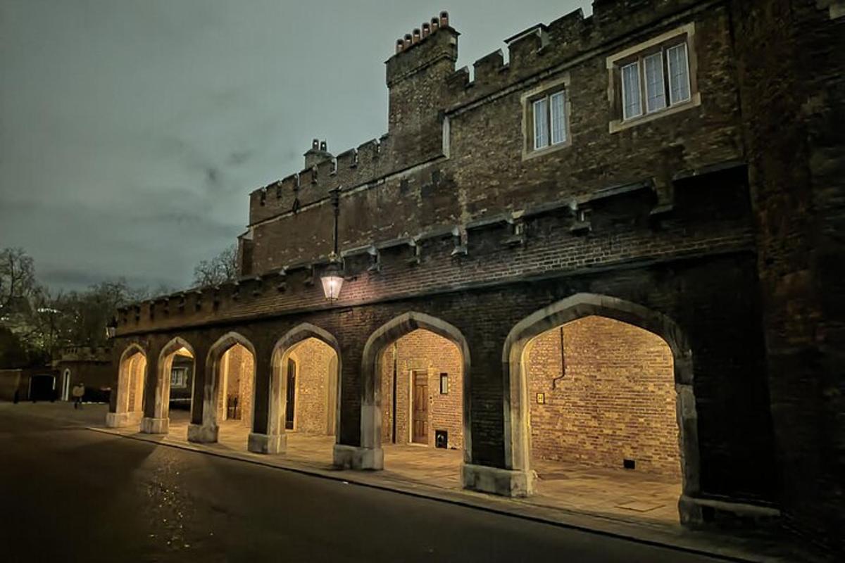 London Royal Westminster By Night Walking Tour